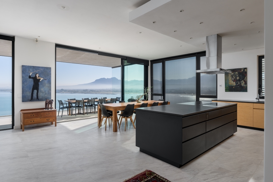 To Let 3 Bedroom Property for Rent in Gordons Bay Village Western Cape